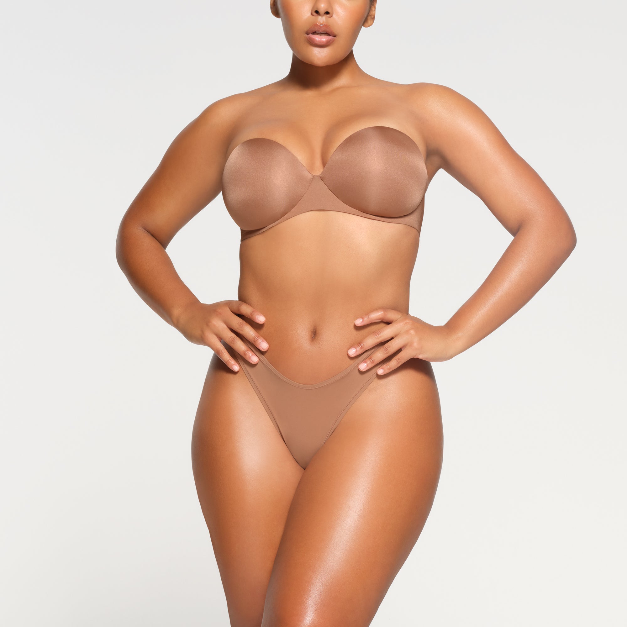 SKIMS ULTIMATE STRAPLESS PUSH-UP BRA | SIENNA