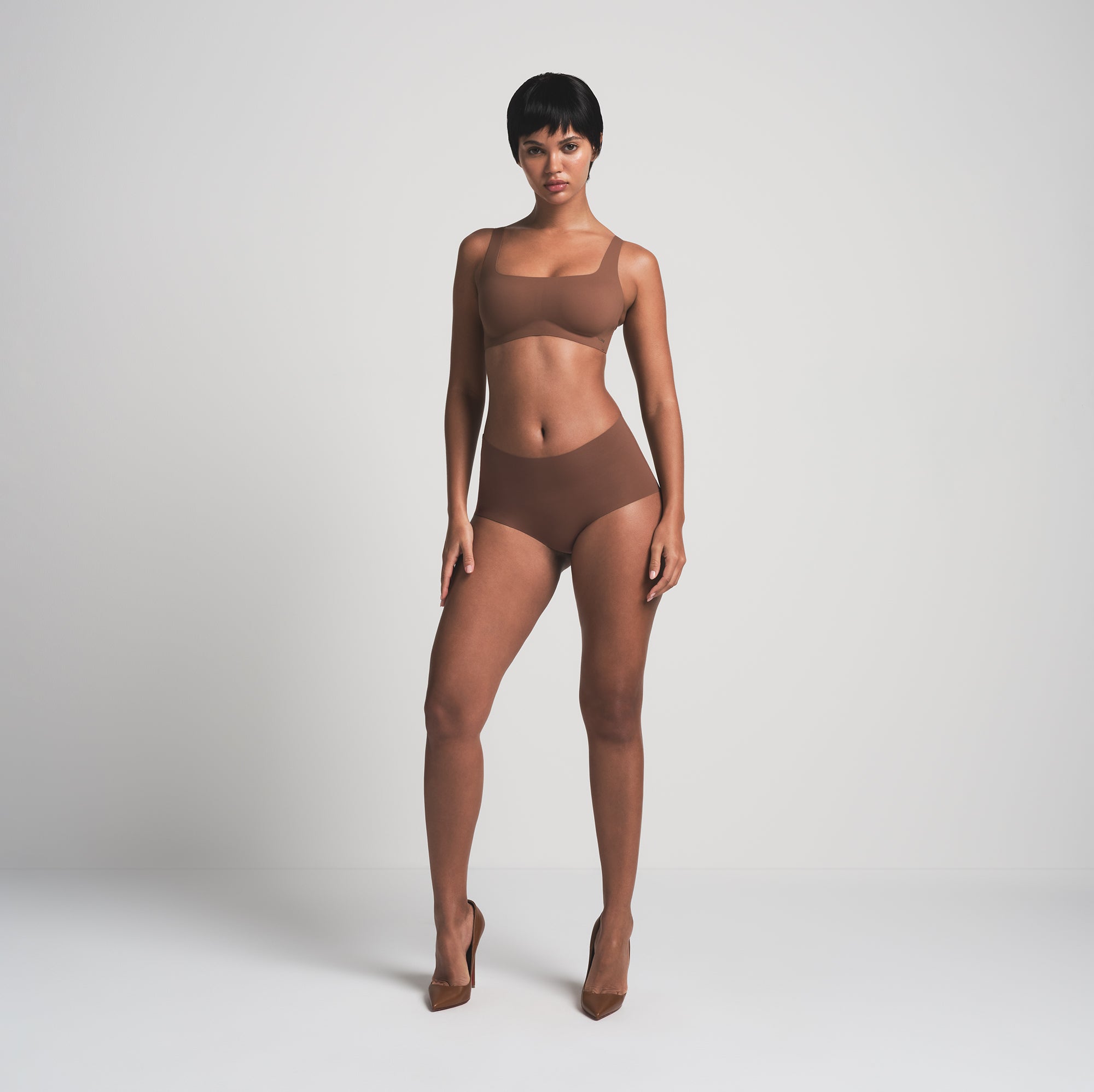 NAKED SCOOP BRALETTE | JASPER