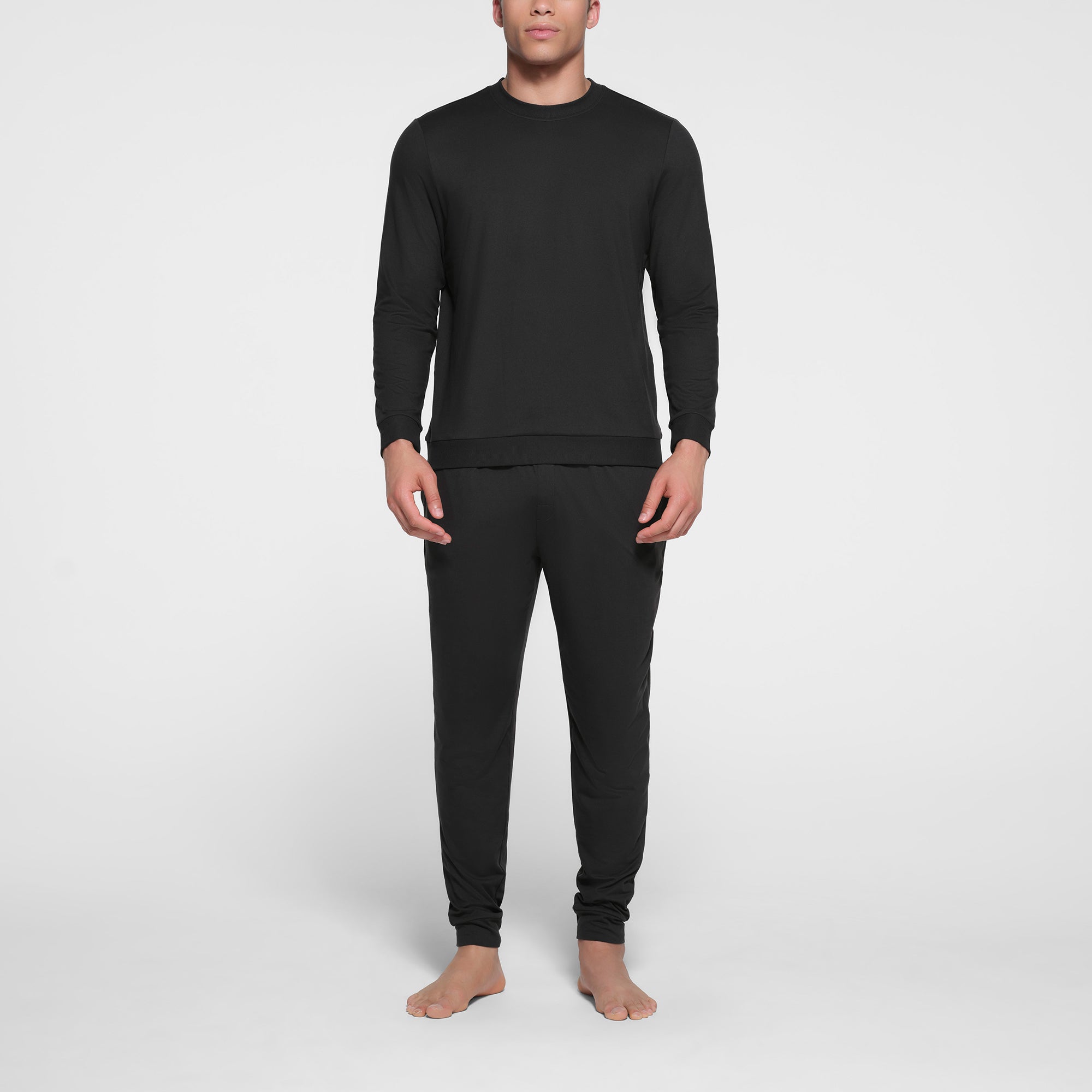 OUTDOOR JERSEY MENS CLASSIC CREWNECK | ONYX
