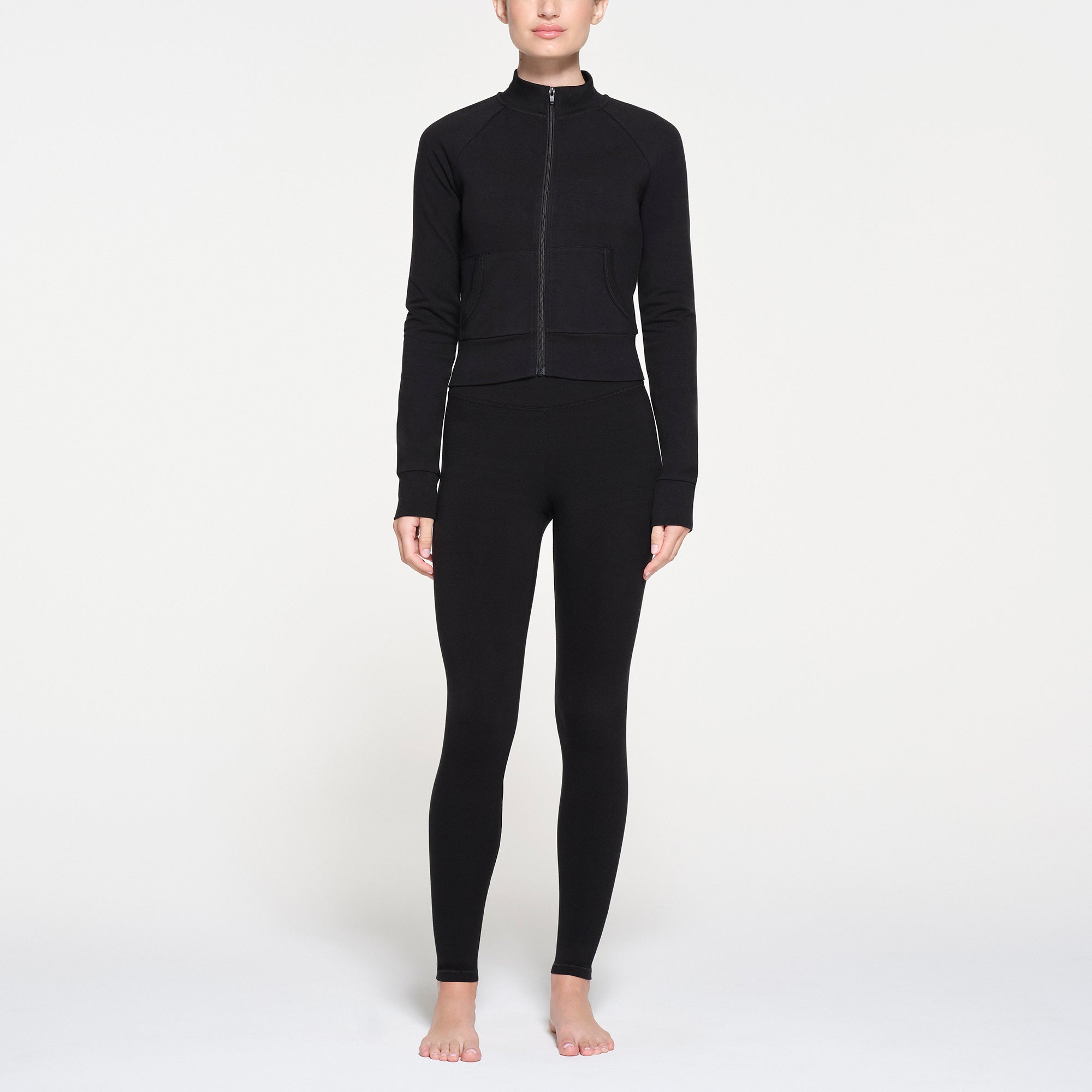 OUTDOOR TRACK JACKET | ONYX